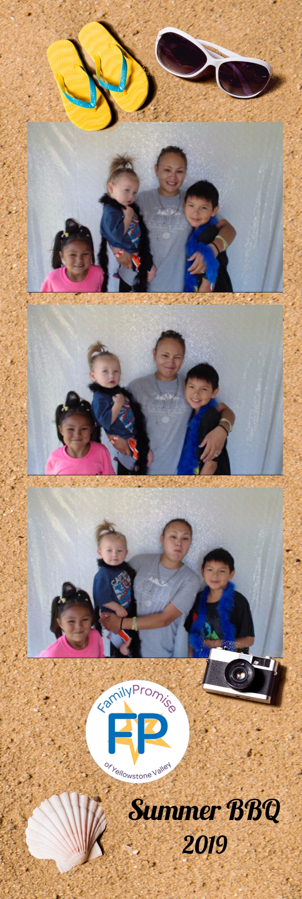 Family BBQ | View more photos from the event at gallery.photoboothbillings.com/u/PhotoBoothBillings/Family-BBQ